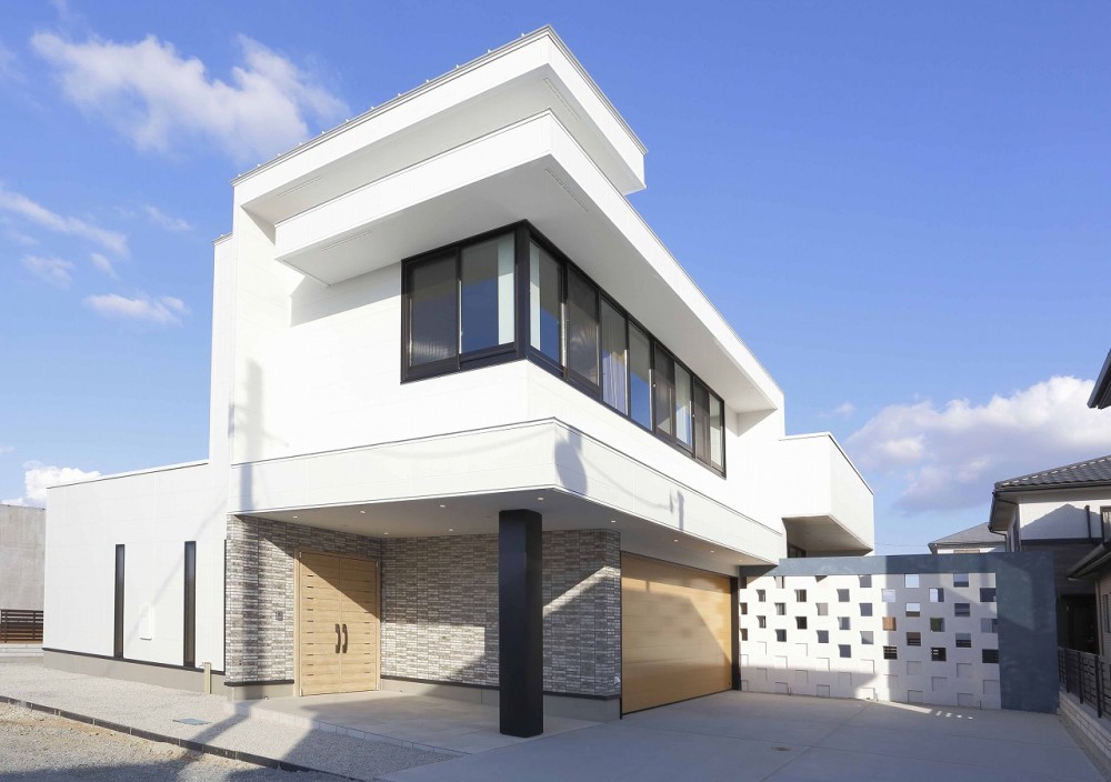 高級住宅「アジアンリゾートとシンプルモダンが融合したガレージハウス」（静岡県浜松市）が完成しました！